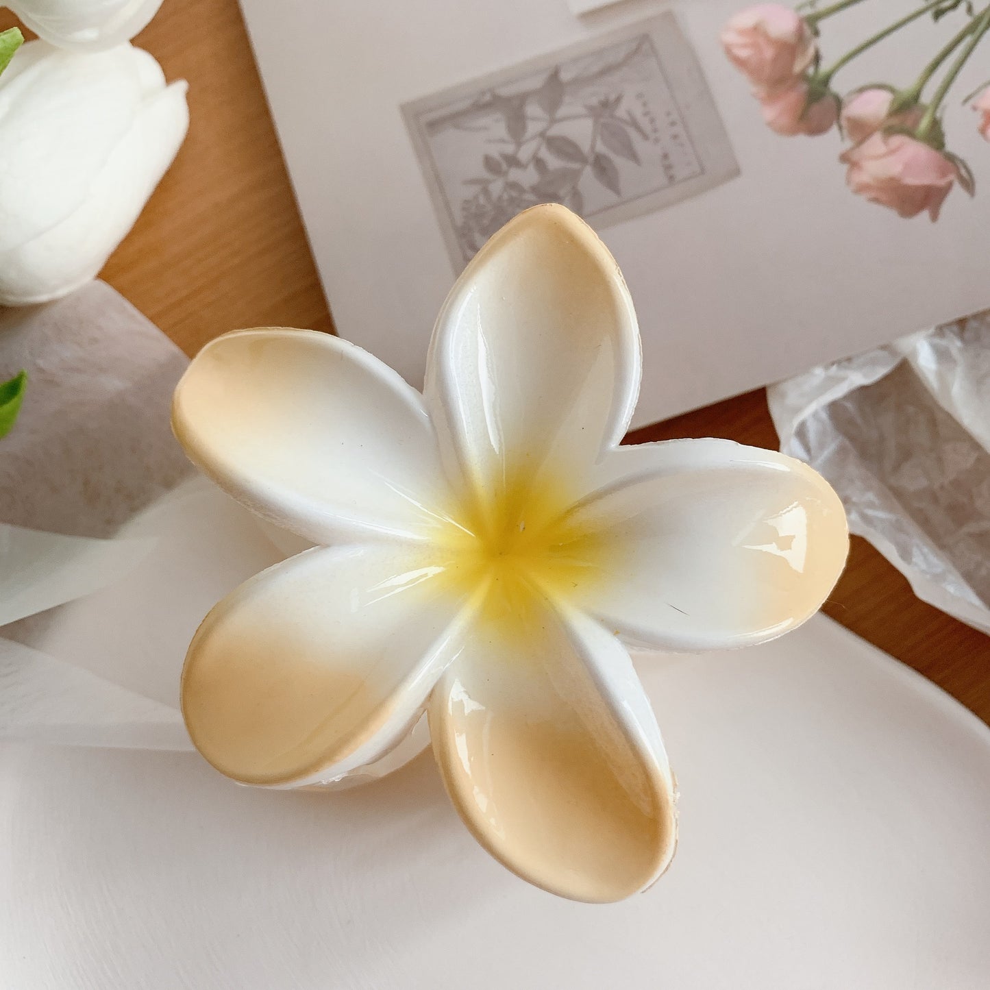 Pince à cheveux Plumeria – Pince fleur, accessoire capillaire pour femmes
